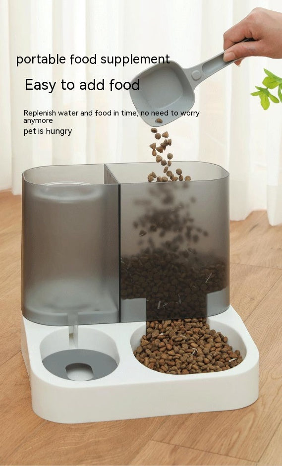 Easy to fill food tank
