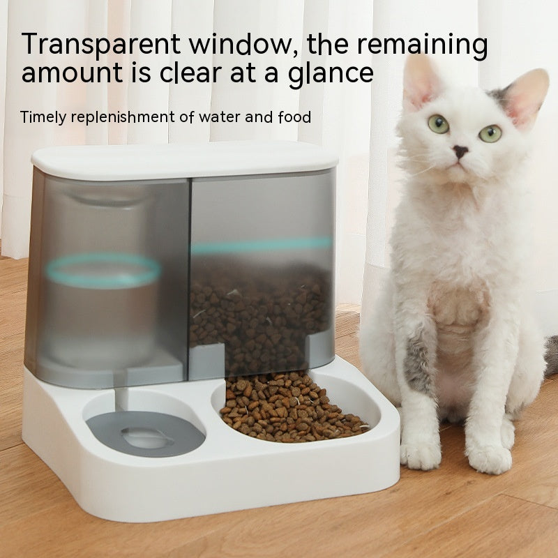 Gravity food and water station with cat