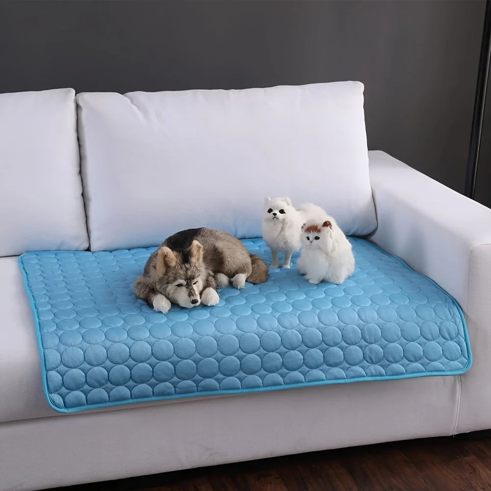 Self-Cooling Gel Mat for Dogs & Cats – No Water Needed