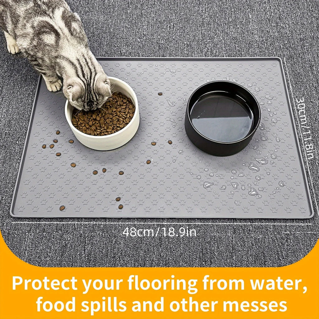 Paw Print Feeding Mat – Silicone Placemat with Raised Anti-Spill Edge